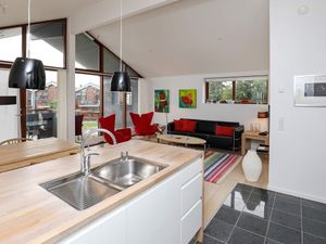 510627-Ferienwohnung-4-Bogense-300x225-2