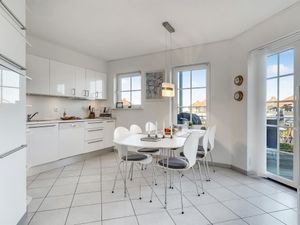 23586134-Ferienwohnung-8-Bogense-300x225-4