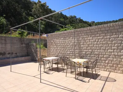 Ferienwohnung für 3 Personen in Bogomolje 9/10