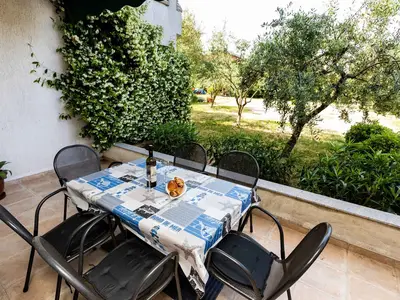 Ferienwohnung für 5 Personen (80 m²) in Malinska 2/10