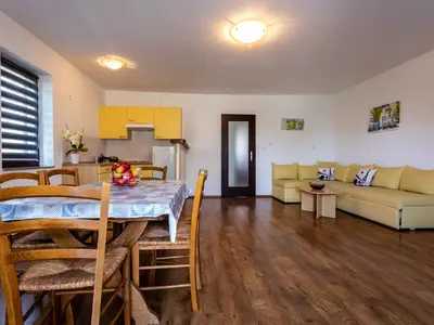 Ferienwohnung für 5 Personen (80 m²) in Malinska 7/10