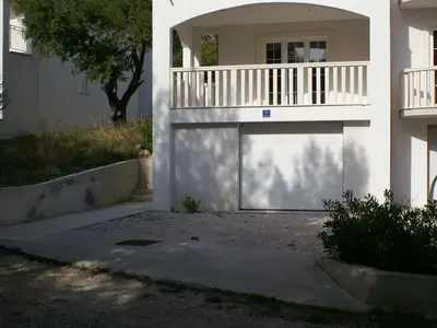 Ferienwohnung für 3 Personen in Bol 6/10