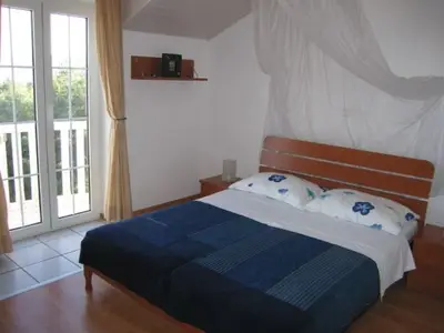 Ferienwohnung für 3 Personen in Bol 9/10