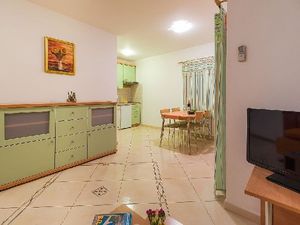 19285173-Ferienwohnung-2-Bol-300x225-2