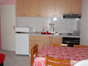 23927101-Ferienwohnung-5-Bol-300x225-4