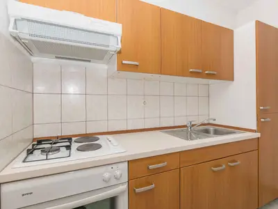 Ferienwohnung für 2 Personen (22 m²) in Bol 8/10