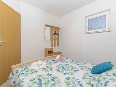 Ferienwohnung für 2 Personen (22 m²) in Bol 10/10
