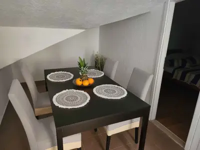 Ferienwohnung für 4 Personen (75 m²) in Bol 8/10