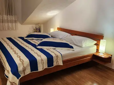 Ferienwohnung für 4 Personen (75 m²) in Bol 10/10