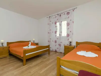 Ferienwohnung für 5 Personen (41 m²) in Bol 6/10