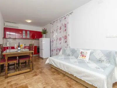 Ferienwohnung für 5 Personen (41 m²) in Bol 9/10