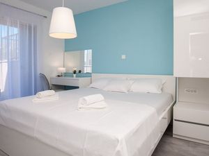 24058402-Ferienwohnung-5-Bol-300x225-2