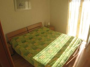 24058699-Ferienwohnung-2-Bol-300x225-2