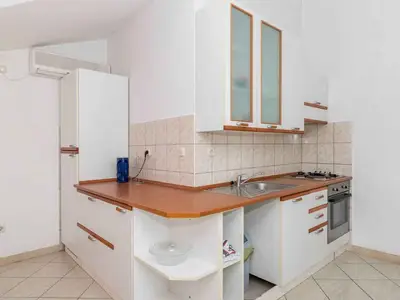 Ferienwohnung für 4 Personen (70 m²) in Bol 9/10