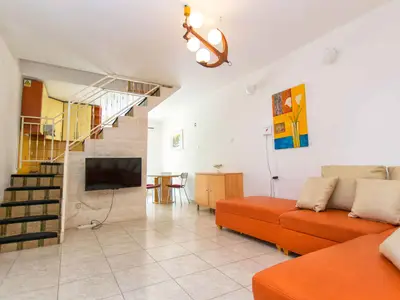 Ferienwohnung für 6 Personen (70 m²) in Bol 9/10