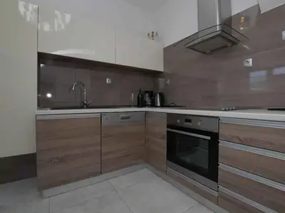 Ferienwohnung für 3 Personen (36 m²) in Bol 10/10