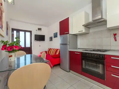 Ferienwohnung für 3 Personen (34 m²) in Bol 10/10