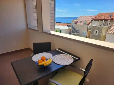 Ferienwohnung für 2 Personen (40 m²) in Bol 6/10