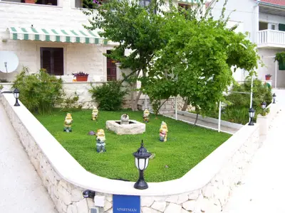 Ferienwohnung für 5 Personen (65 m²) in Bol 3/10