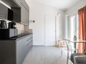 23496816-Ferienwohnung-2-Bologna-300x225-5