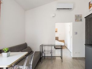 23496816-Ferienwohnung-2-Bologna-300x225-4