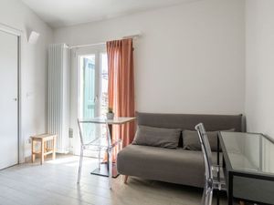 23496816-Ferienwohnung-2-Bologna-300x225-2