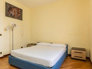 23966455-Ferienwohnung-6-Bologna-300x225-5