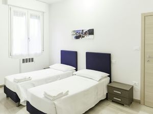 22449439-Ferienwohnung-9-Bologna-300x225-4