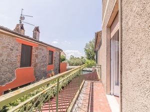 23699819-Ferienwohnung-4-Bolsena-300x225-2