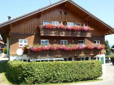 Ferienwohnung für 4 Personen (98 m²) in Bolsterlang 9/10