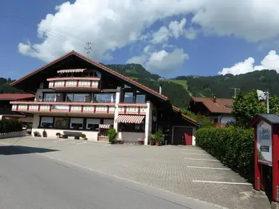 Ferienwohnung für 3 Personen (30 m²) in Bolsterlang 8/10