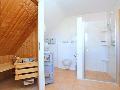 Badezimmer mit Sauna