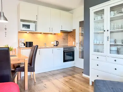 Wohnzimmer mit Blick zur Küche