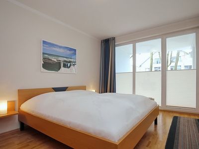 Schlafzimmer mit Doppelbett