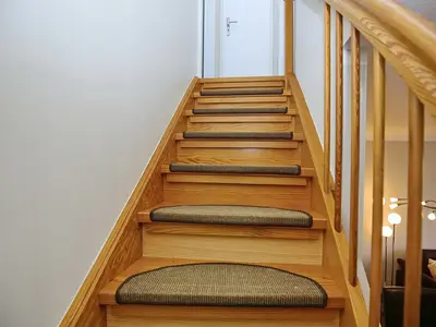 Treppe zum Dachgeschoss