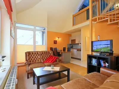 Wohnzimmer mit Blick auf Fernseher