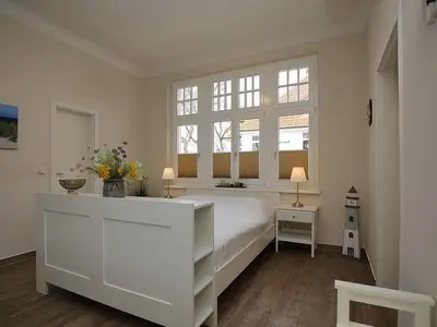 1. Schlafzimmer mit Doppelbett