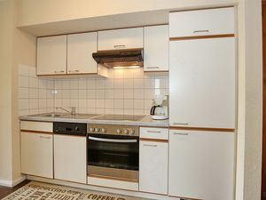 24026033-Ferienwohnung-4-Boltenhagen (Ostseebad)-300x225-4