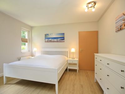 1. Schlafzimmer mit Doppelbett