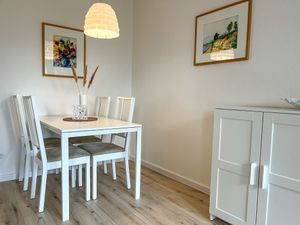 24025501-Ferienwohnung-4-Boltenhagen (Ostseebad)-300x225-5