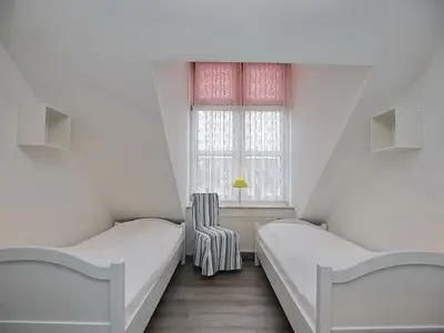 2. Schlafzimmer mit Einzelbetten