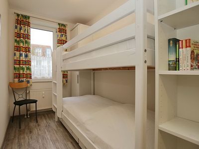 2. Schlafzimmer mit Etagenbett