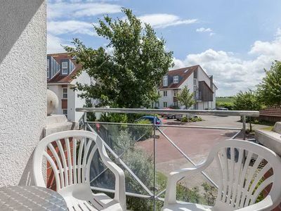 Balkon mit Gartenmöbeln