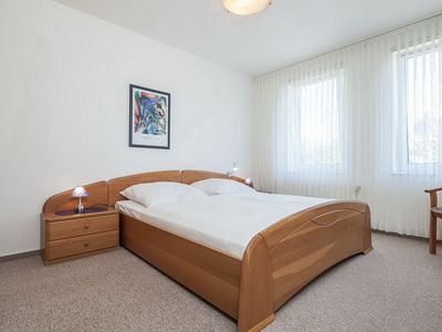 1. Schlafzimmer mit Doppelbett