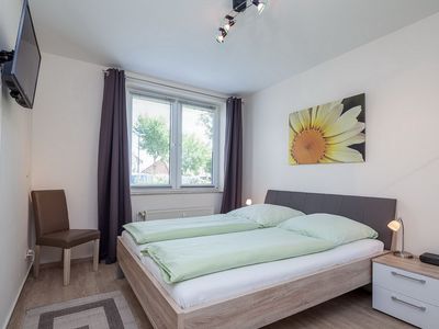 Schlafzimmer mit TV