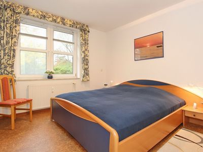 erstes Schlafzimmer mit Doppelbett