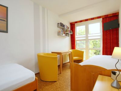 zweites Schlafzimmer mit Einzelbetten