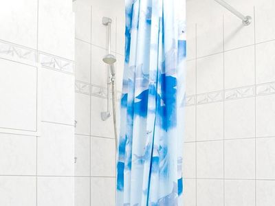 Badezimmer mit Dusche