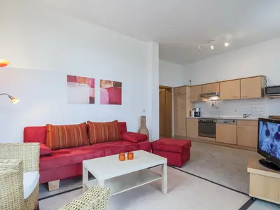Wohnzimmer mit Blick zur Küche