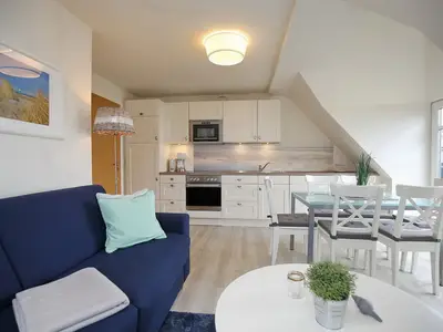 Wohnzimmer mit Blick zur Küche